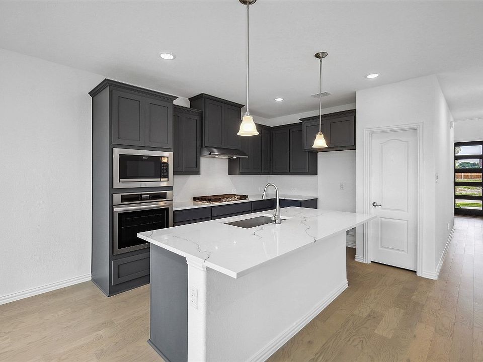 1st image of 1113 Indianola Trl