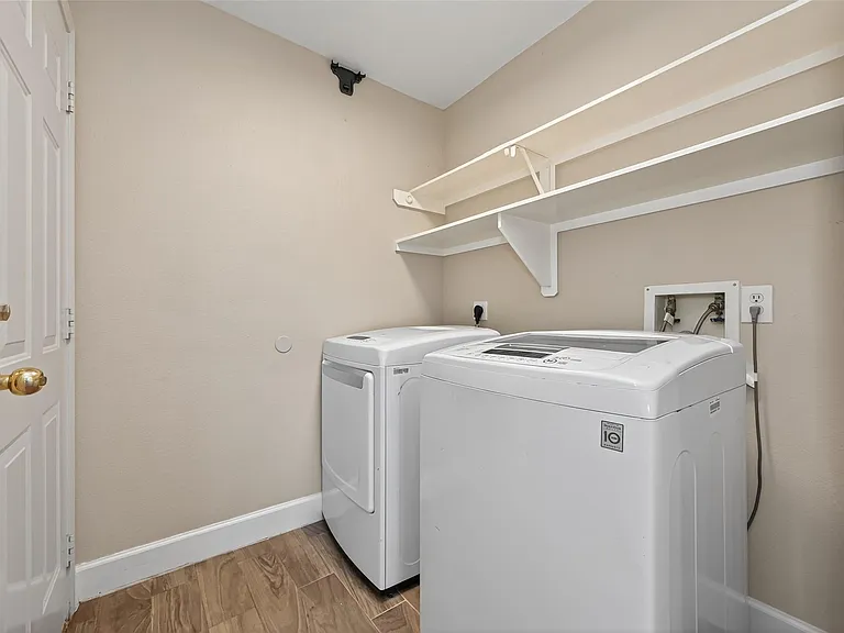 21215 Barker Canyon Ln — Photo 13