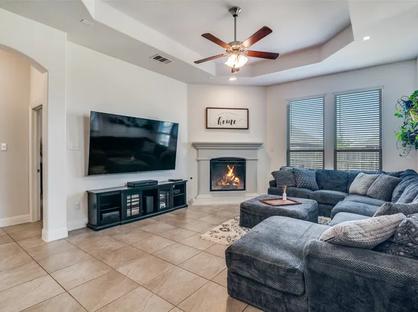 537 Declaration Way, Fate, TX 75189