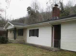 36 Wanda Ln, Pikeville, KY 41501