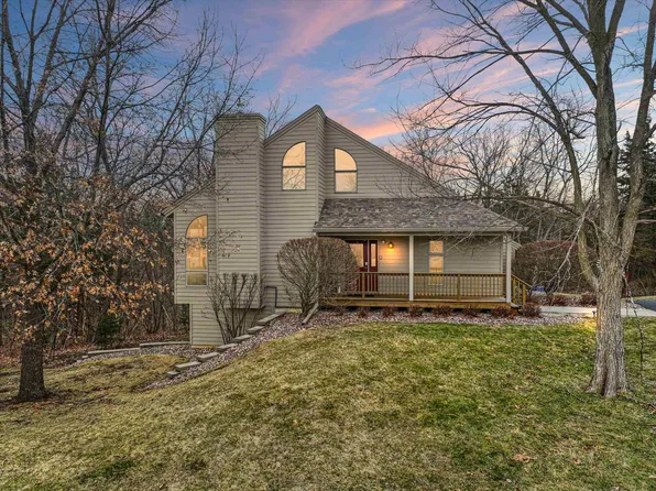 1 High Ridge Run, Galena, IL 61036