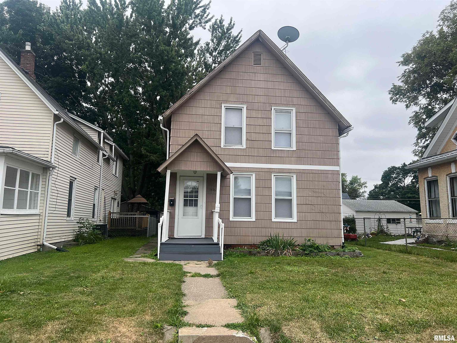 1416 17th Ave, Moline, IL 61265 Zillow