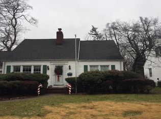 46 Shaw Dr, Merrick, NY 11566