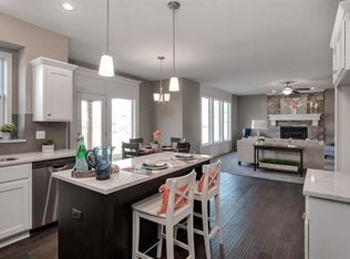 5126 Meadow Height Dr, Shawnee, KS 66226