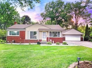 37071 Ilene St, Clinton Township, MI 48036
