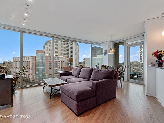 3rd image of 1570 Elmwood Ave Unit 1006