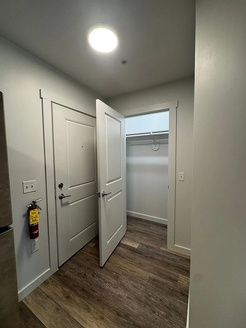 4 Gordon Lane — Photo 4