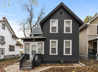 494 Edmund Ave, Saint Paul, MN 55103