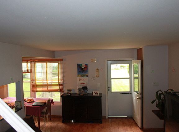 3rd image of 1249 Pearl Ave Unit C