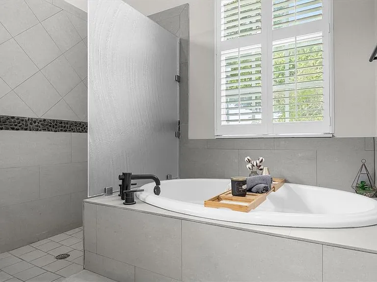 10175 Cove Lake Dr — Photo 34