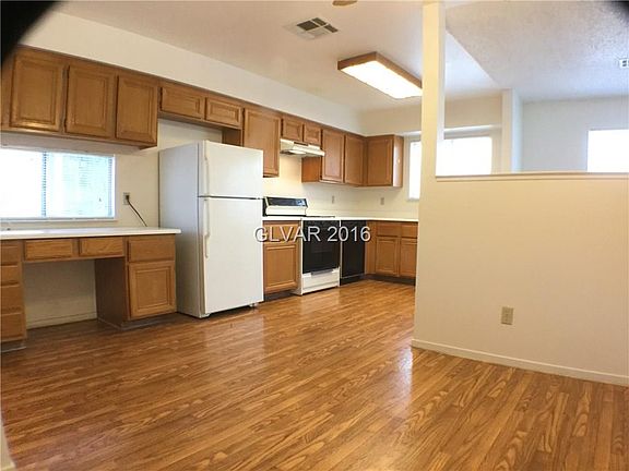 4th image of 2832 Sterling Silver St #0