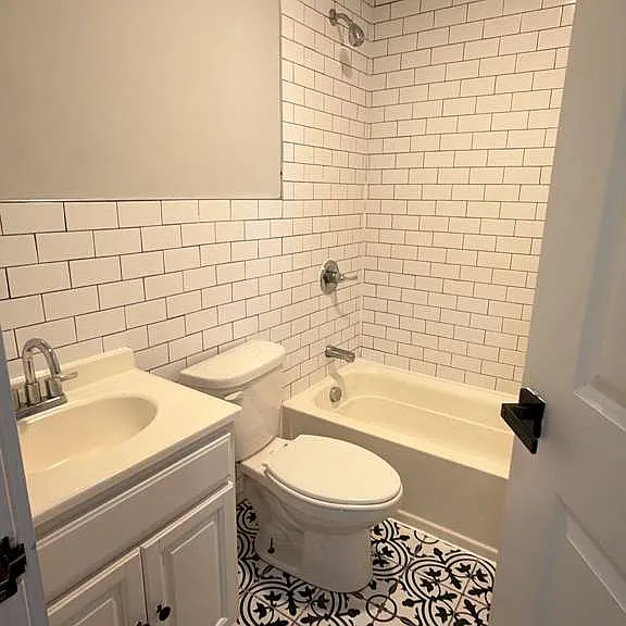 745 S 18th St #2R — Photo 8