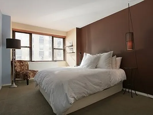 Sold by Corcoran | media 28