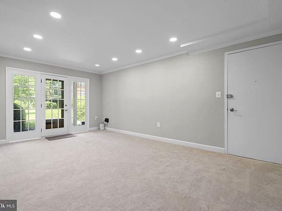 4th image of 9475 Fairfax Blvd APT 102
