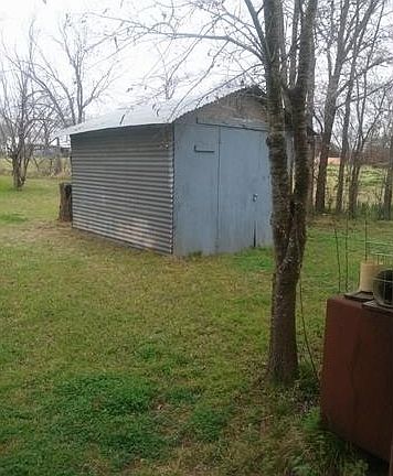 4th image of 135 County Road 500