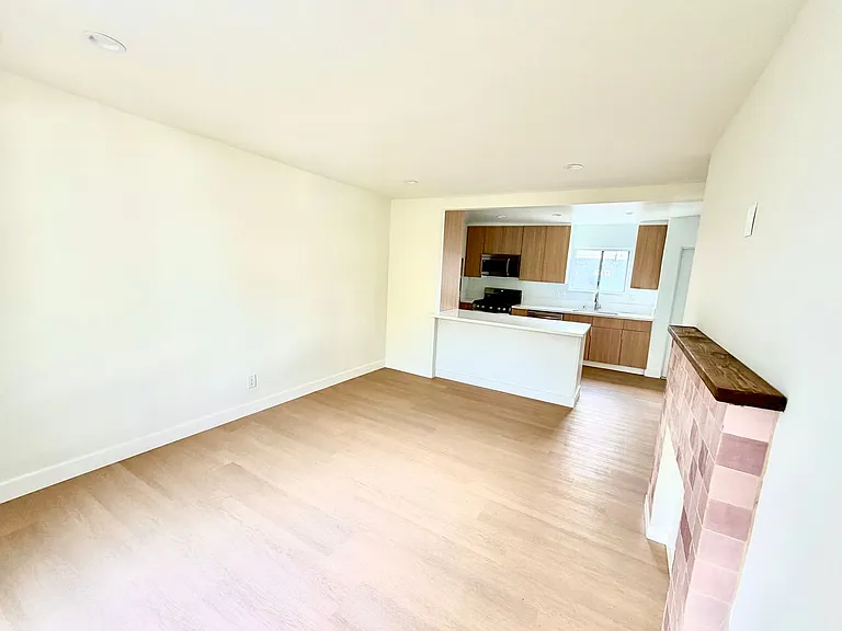 818 Grant St — Photo 25