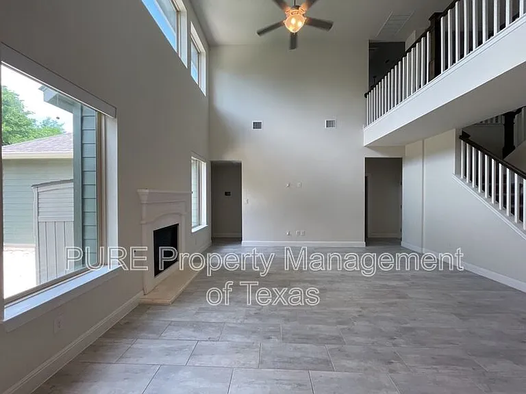 716 Expedition Way — Photo 16