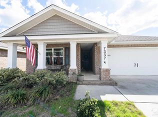 7337 Lakeside Oak Ct, Pensacola, FL 32526