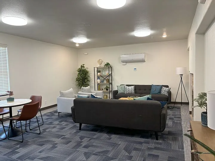 Quincy Park Apartments — Photo 2