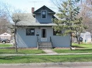 603 4th St N, Wahpeton, ND 58075