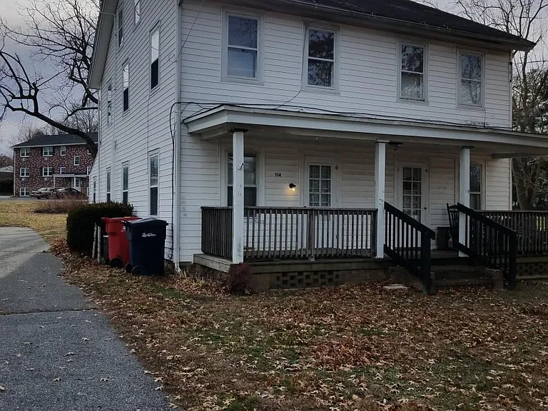114 Central Ave — Photo 1