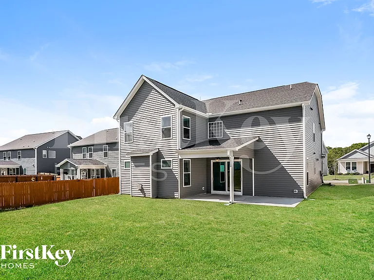 355 Streamliner Blvd — Photo 18