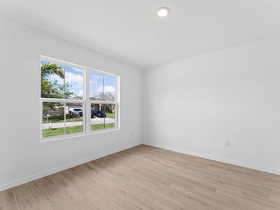 3rd image of 1609 NW Morelia Lane #84