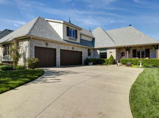 879 E Westchester Dr, Springfield, MO 65810