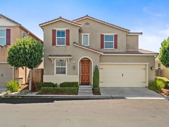 1523 N Reunion Way, Clovis, CA 93619