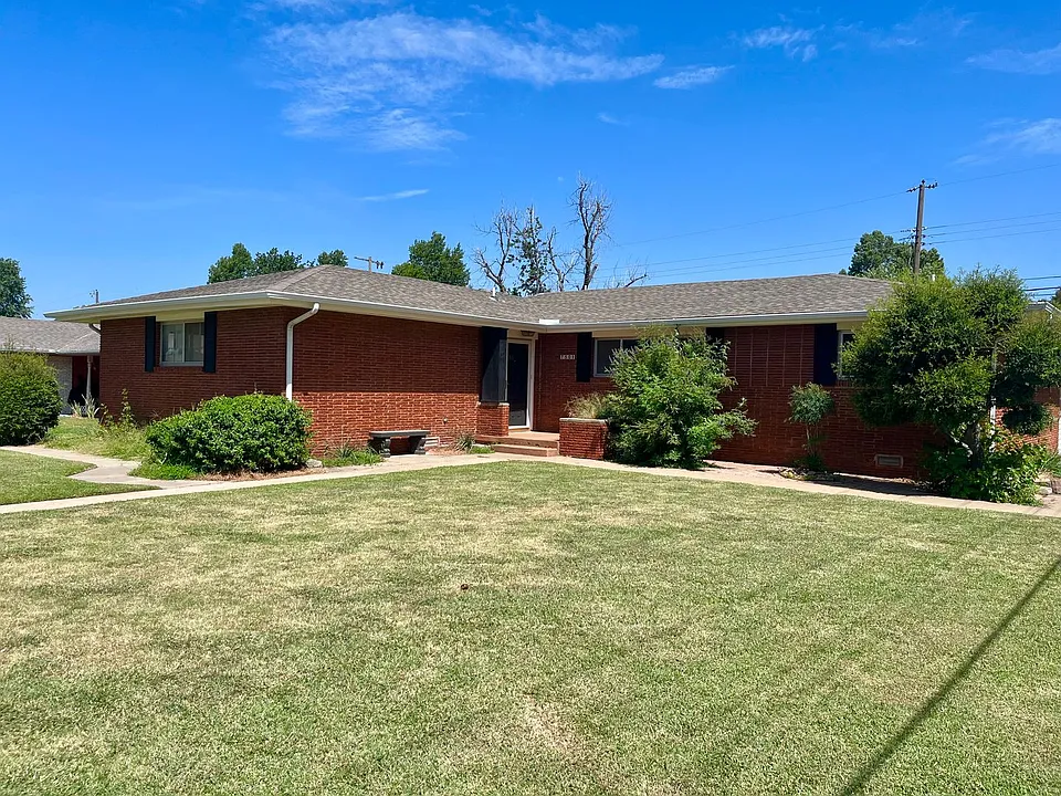 7501 NW 28th St