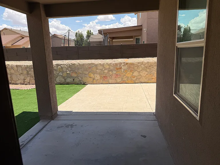14429 Fernando Zubia Ave — Photo 12