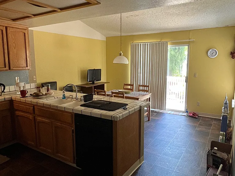 Shelby Creek Ln — Photo 4