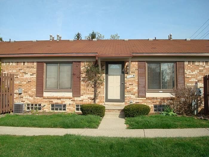 1st image of 17135 Kingsbrooke Dr