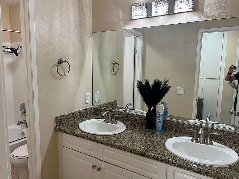 1107 S 41st St #1SAN — Photo 4