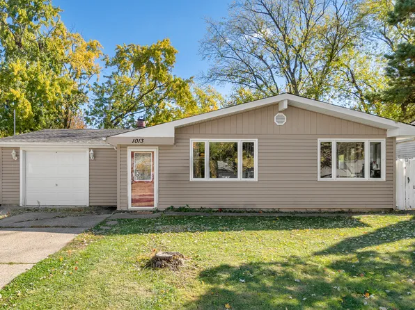 1013 S Park Blvd, Streamwood, IL 60107