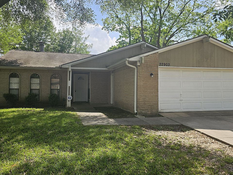 1st image of 22903 Millgate Dr
