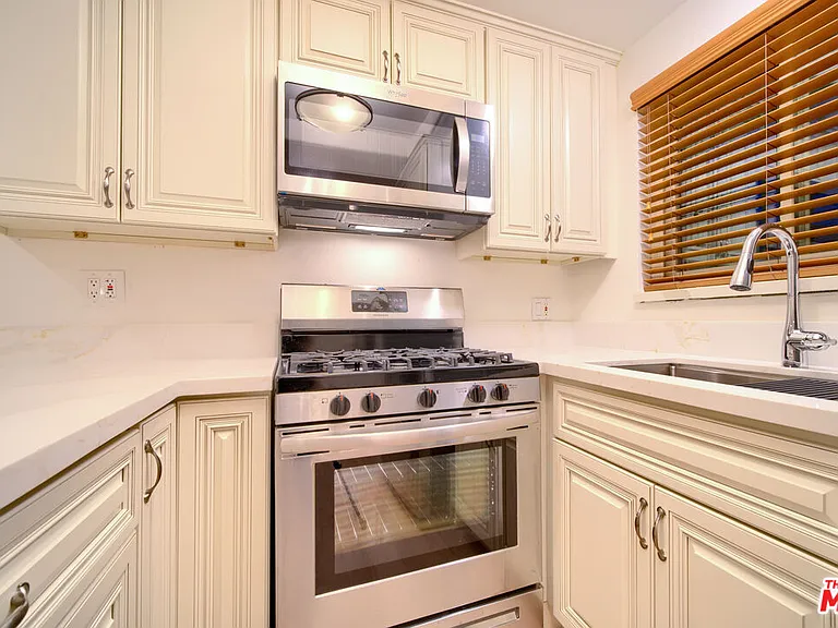 1017 Sonora Ave #A — Photo 10