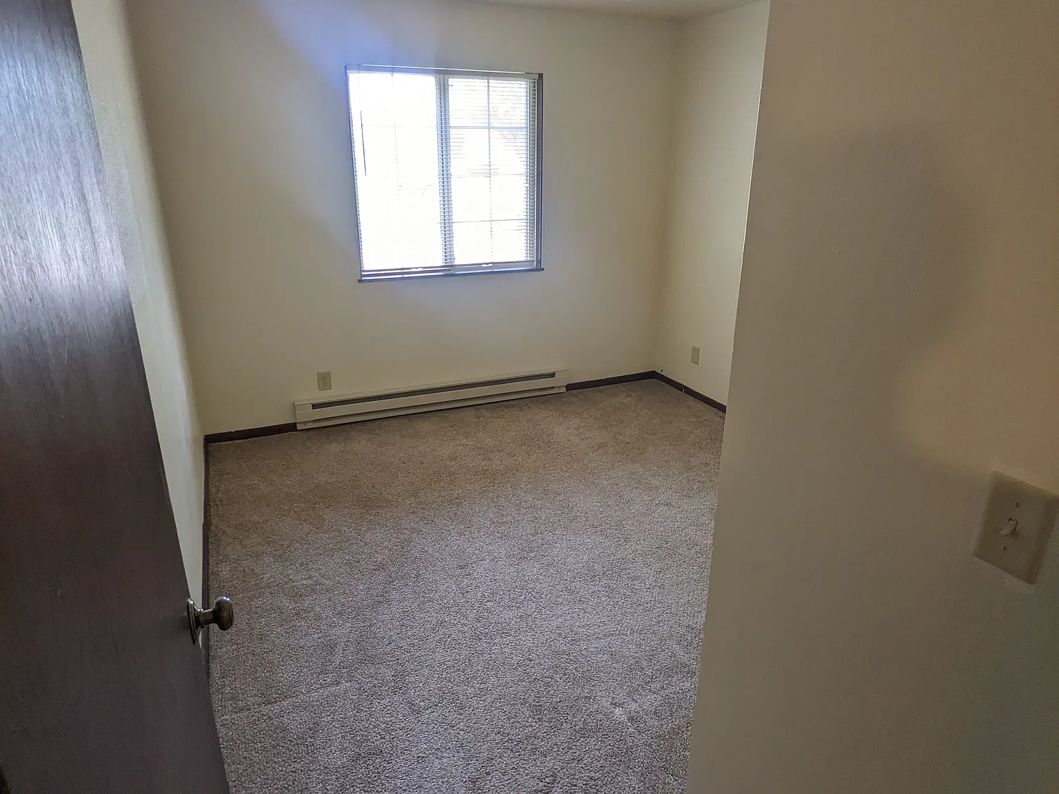 2 bed, 1.5 bath, 1000 sqft, $1,200 — Photo 4