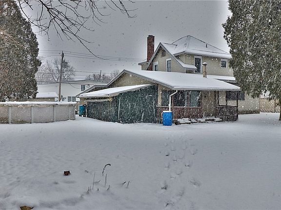 2nd image of 41 S 2nd St