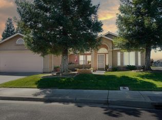 2922 Maple St, Madera, CA 93637