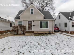 5906 Allanwood Rd, Parma, OH 44129