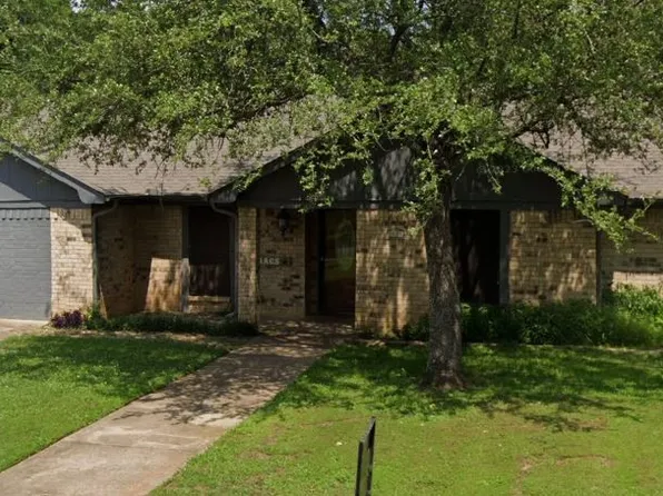 1025 Laurel Ln, Paris, TX 75460