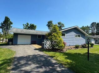 59 Beekman Pl, Rochester, NY 14620