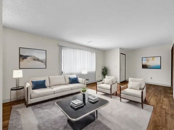 2644 Hunt St, Ames, IA