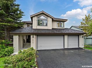 18712 Guillemot Cir, Anchorage, AK 99516