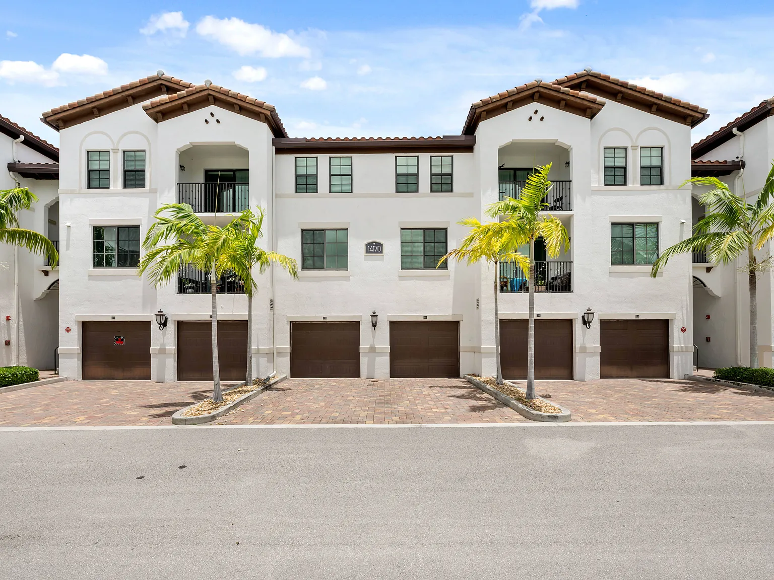 10X Delray — Photo 3