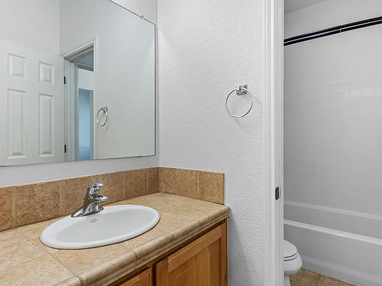 10808 Dedeke Dr — Photo 20