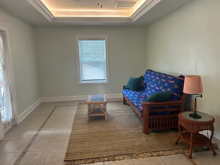 115 NE 8th St #115 — Photo 4