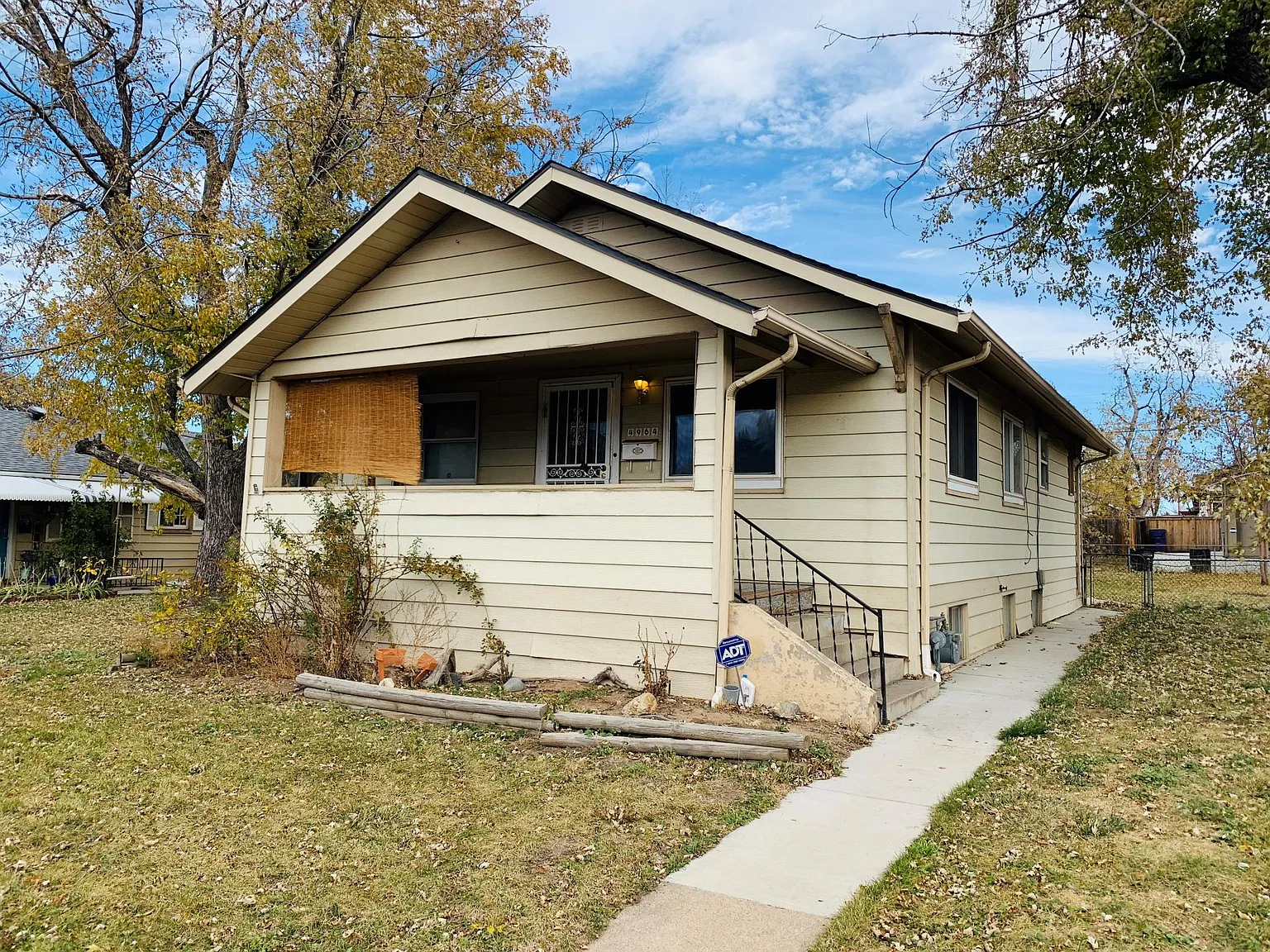 4 bed, 1928 sqft, $2,500 — Photo 1