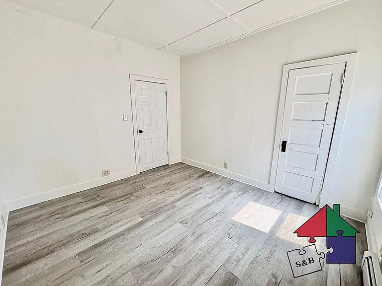 94 Malletts Bay Ave — Photo 24